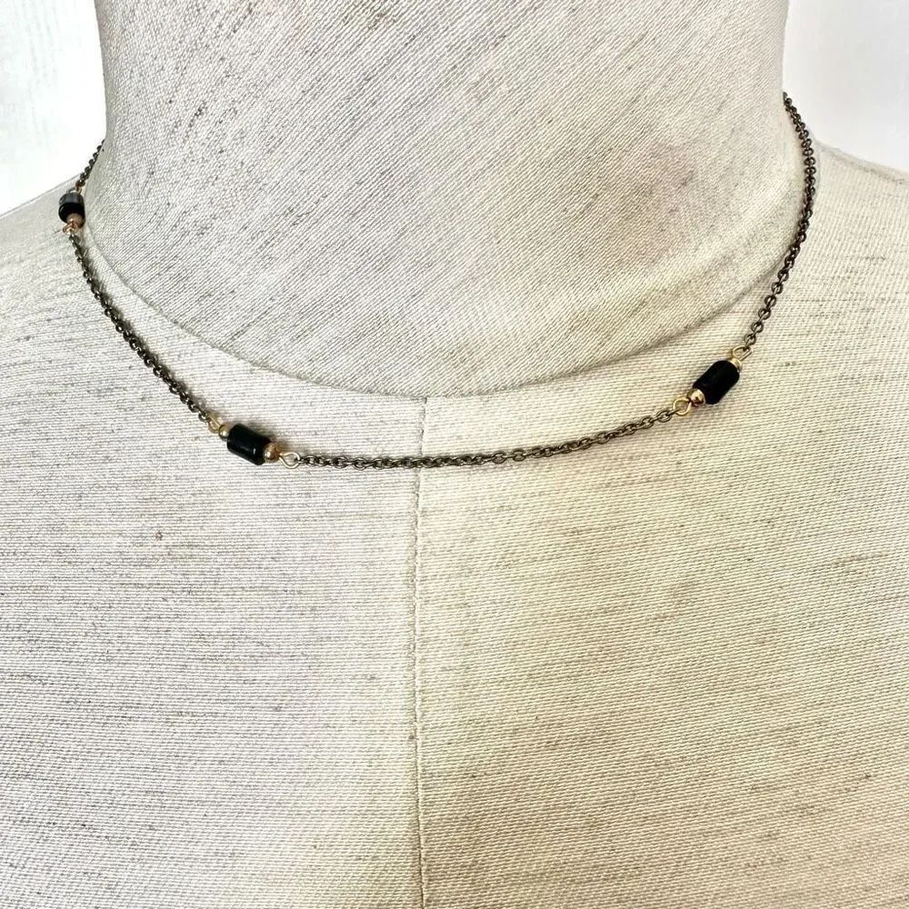 Silver/gold tone dainty beaded necklace